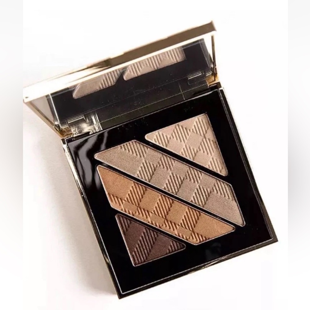 Burberry Eye Palette Complete Set With Brushes Color 02 Mocha - New in Box